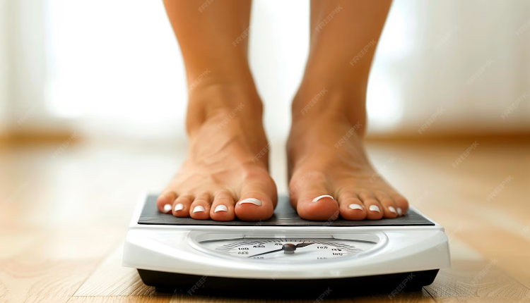 How to Start Losing Weight After 40 (No Extreme Diets, No Suffering)​