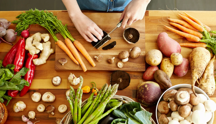 Popular Diets in the U.S.: What Actually Works (Keto, Low Carb, and Mediterranean)